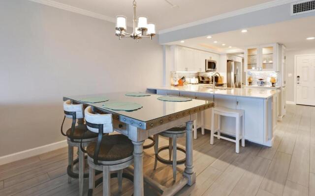 Land's End 10-403 Beach Front - Premier