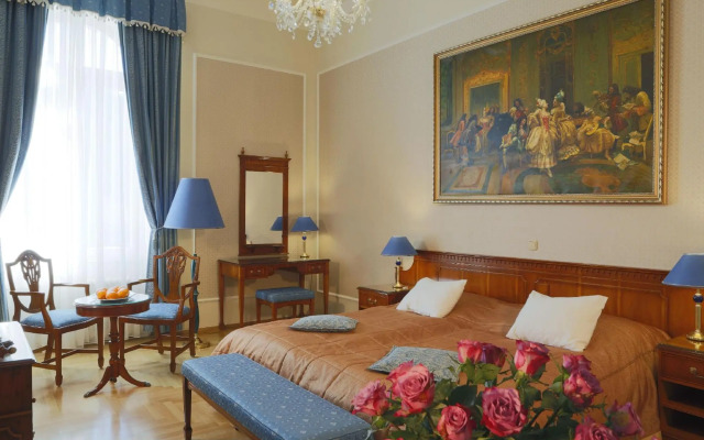 Hotel Bristol Palace