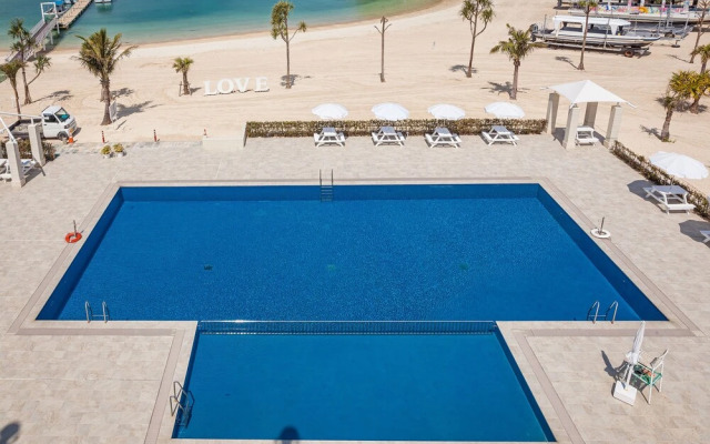 Kariyushi LCH Resort