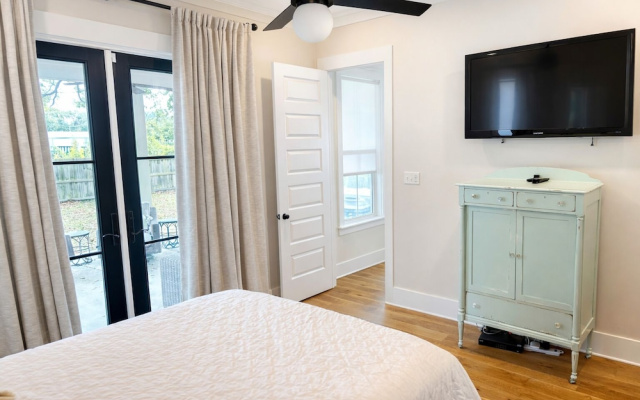 The Meridian | Walkable. Coastal. Elevated.