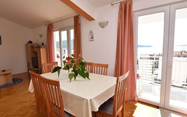 Apartments Ljubo