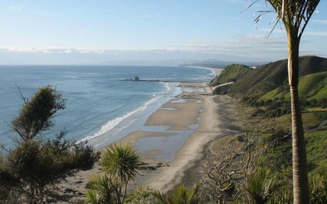 Mangawhai Lodge