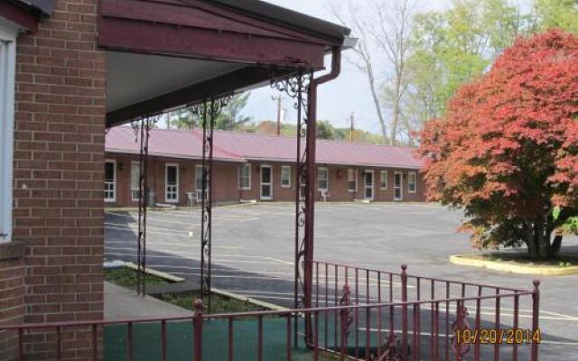 Hancock Motel