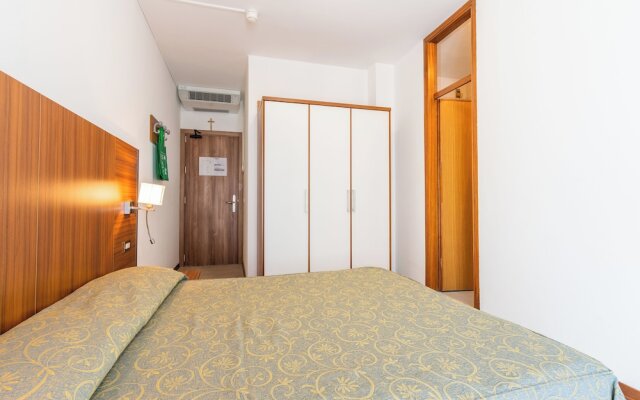 Hotel Touring