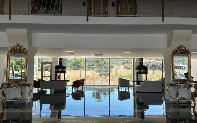 Etruscan Boutique Hotel