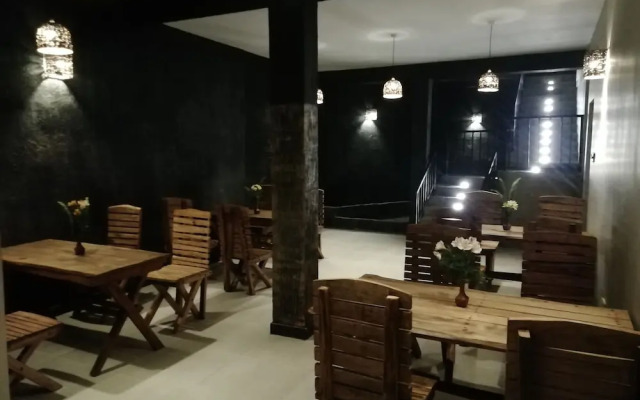 Tea Mount Forest Hotel