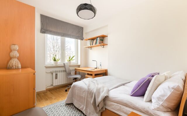 Apartment Al. Wyzwolenia 10 by Renters