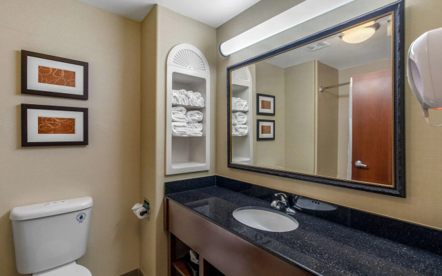 Comfort Suites Marshall