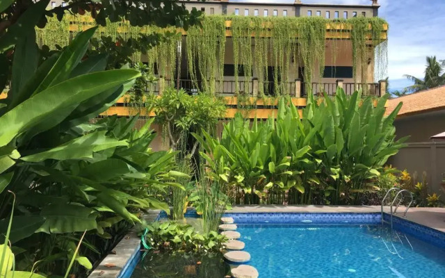 Saka Boutique Hotel