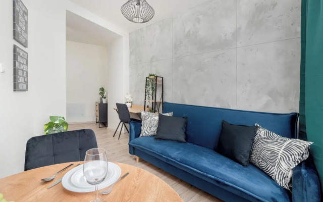 Płocka Apartment Łódź by Renters