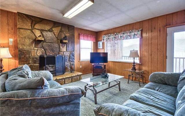 Park View 2 - Two Bedroom Cabin