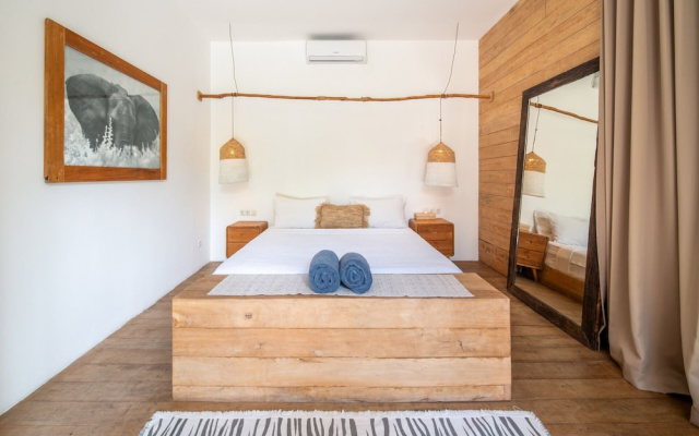Tropical Designer Private Villa, 3br, Umalas – Guest Rooms – Kerobokan