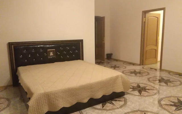 FreeDOM Guesthouse
