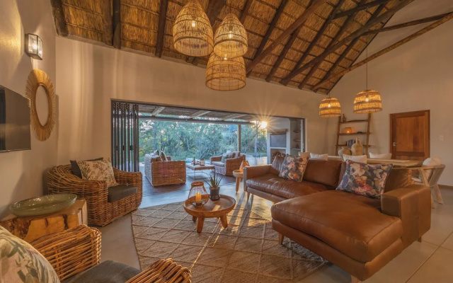 Ukanyi Luxury Villa