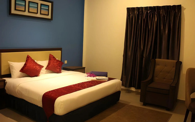 Royal Agate Beach Resort