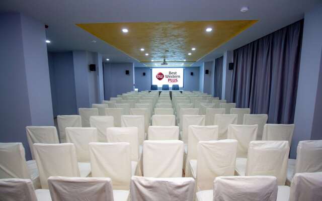 Best Western Plus Premium Inn