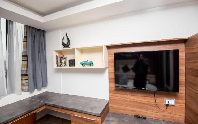 OYO Livin’ Serviced Apartments