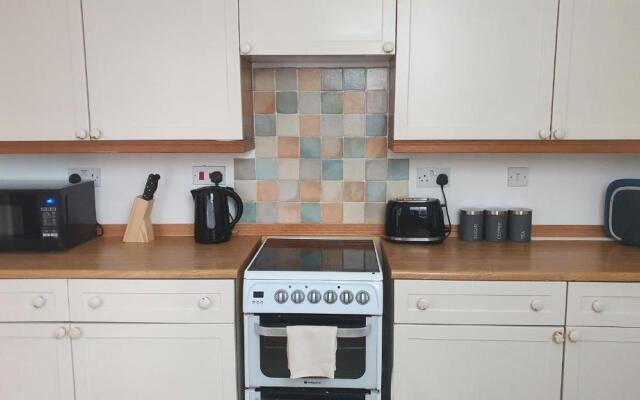 4 Bedroom Townhouse + Parking