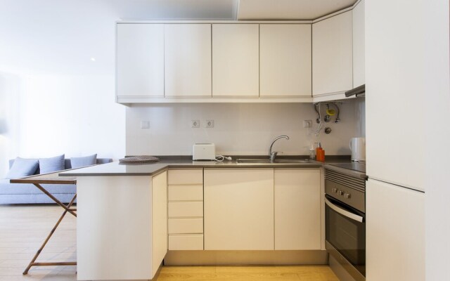 Cosy Almirante by Homing