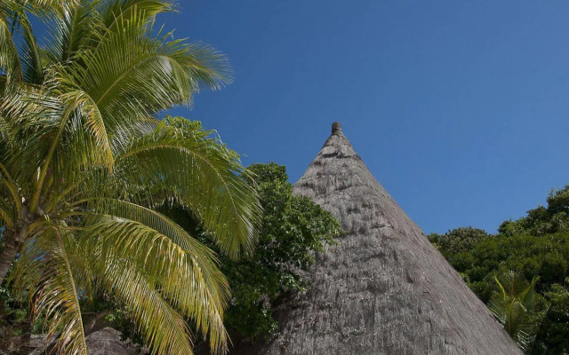Oure Lodge Beach Resort