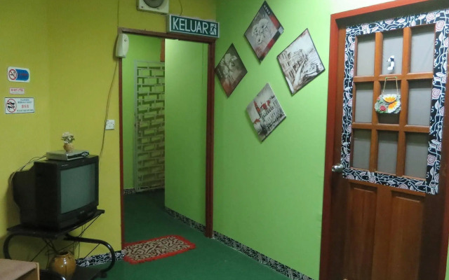 Asia Adventure Lodge Backpackers Hostel