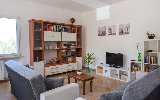 Stunning Home in Castellana Grotte With Wifi and 1 Bedrooms