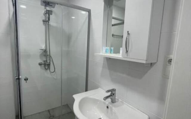 Leo Group Luxury Apartment 14-296B Sunrise Batumi