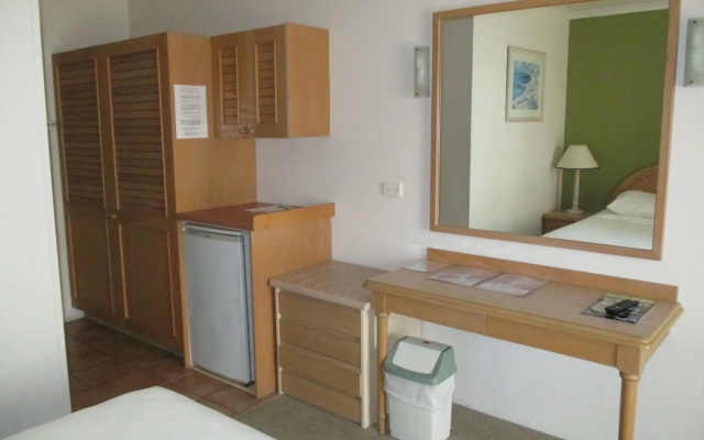 Mercure Cairns