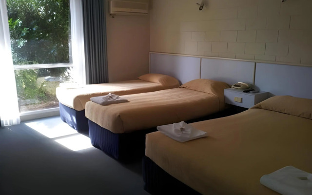 Admiral Nelson Motor Inn