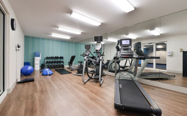 Holiday Inn Express Mystic by IHG