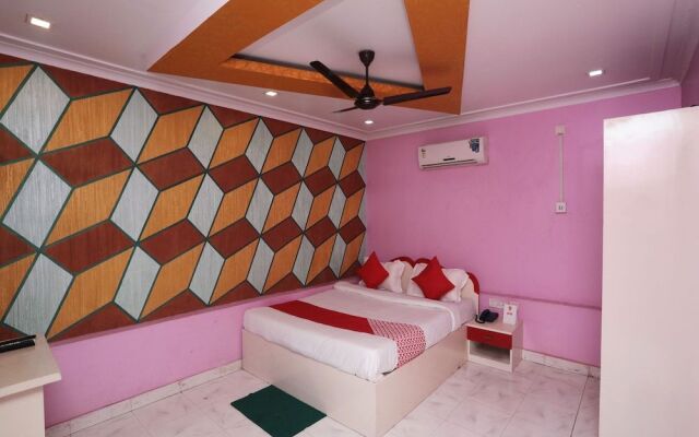 OYO 16977 Megha Resort