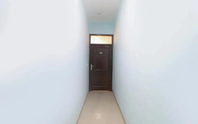 Galaxy 24 by OYO Rooms