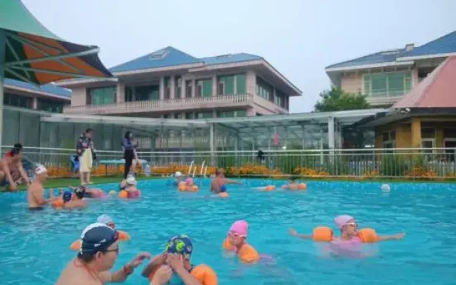 Qingzhou Hefeng Hot Spring Hotel