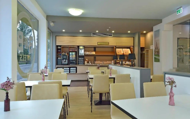 B&B HOTEL Dresden-Messe