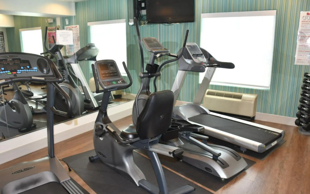 Holiday Inn Express Evanston by IHG