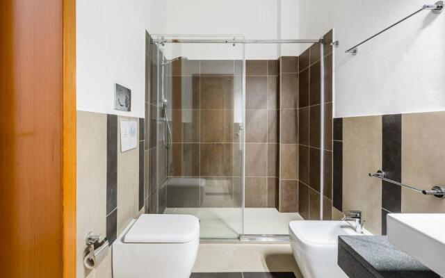 Agatas House Near The Beach With Parking Wifi