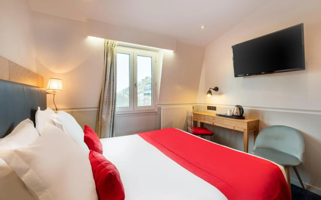 Hotel Eiffel Segur