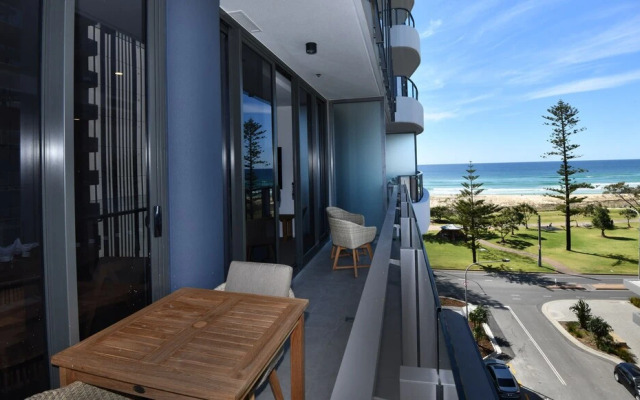 X Kirra Apartments