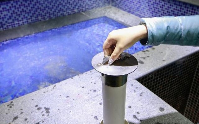 Pierre Hot Spring