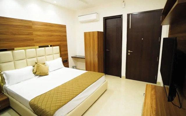 Hotel Ovel hotel Ludhiyana