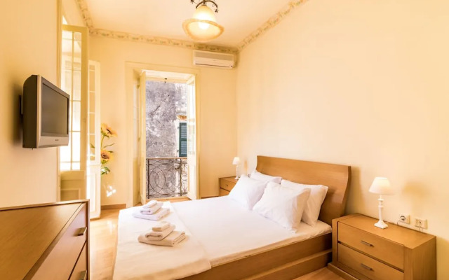 Luxury Seaview Apartment in the Heart of Old Town