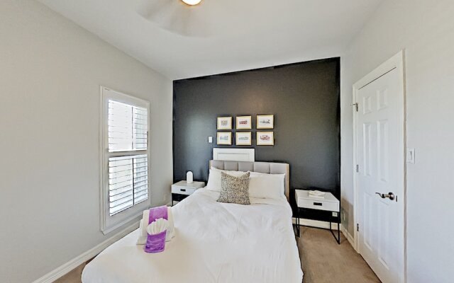 1111eriv 4 Bedroom Home