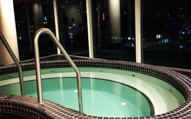 Cambridge Suites Toronto