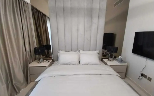 Majestic 3B Apt With Breathtaking View in Downtown