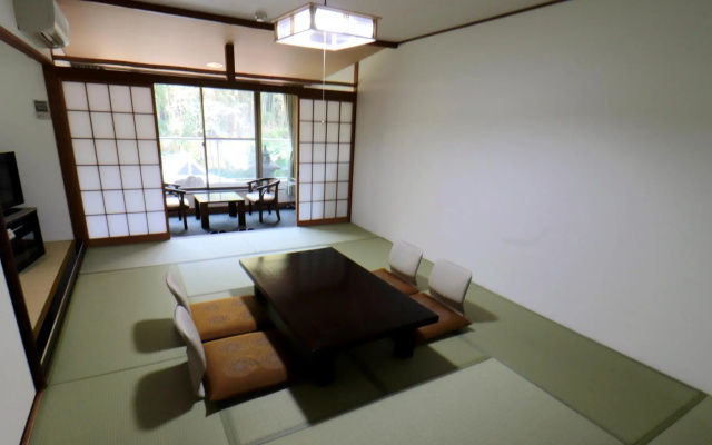 Kikuchi Grand Hotel Kumamoto – Guest Rooms – Kikuchi
