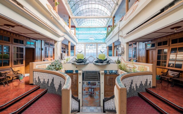 Urbanview Hotel Near Jatim Park 1 by RedDoorz
