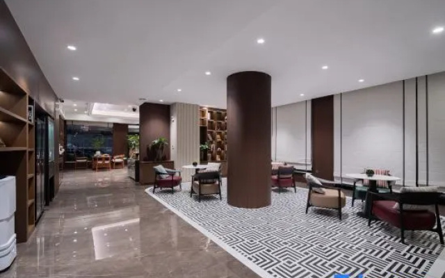 Qujing Qilin Qingpo High Grade Hidden Luxury Design Hotel (Qilin Garden) — 3-star hotel in Qujing