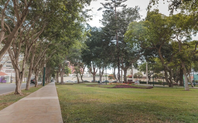 Lujoso y moderno dpto en la zona mas exclusiva