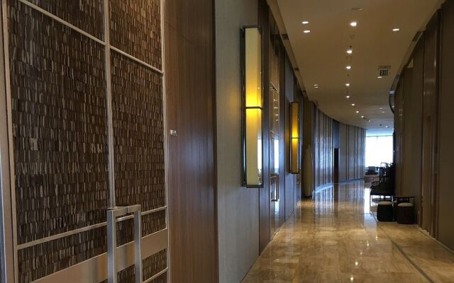 Shang Luxury Suites