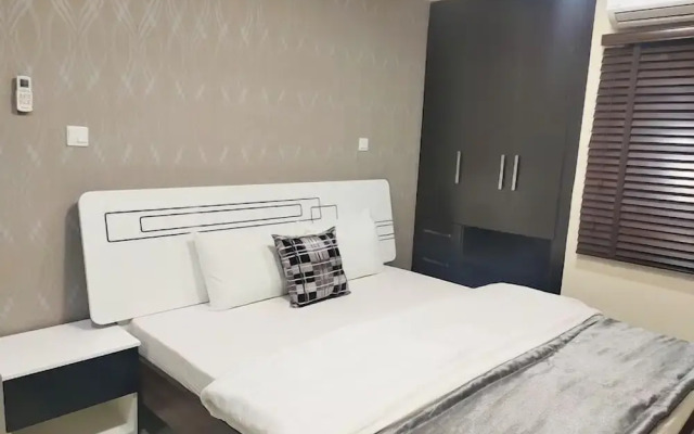 Bamgbose Apartment